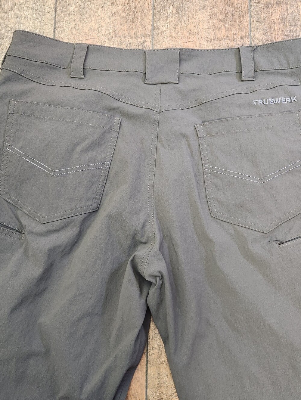 TRUEWERK Tech Pants Mens 38x32 Grey Cargo Stretch Workwear Utility Technical - Picture 4 of 9